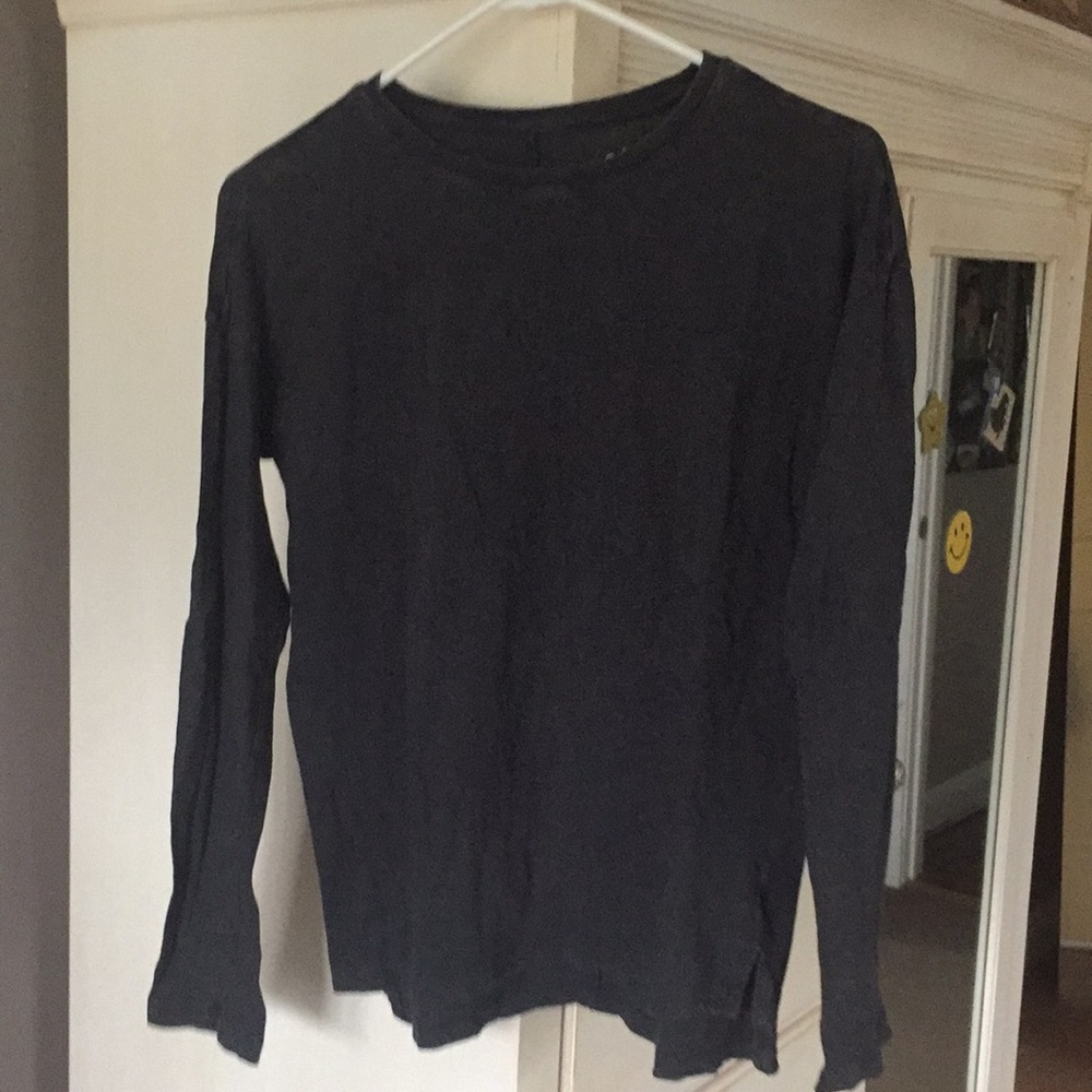 Universal Thread washed black long sleeve tee